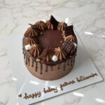 Loaded chocolate fudge drip cake Sweet Bakeistan Karachi.