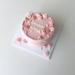 Pink rose garden mini cake Sweet Bakeistan Karachi.
