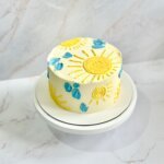 Sun and sky minimalist cake Karachi Sweet Bakeistan.